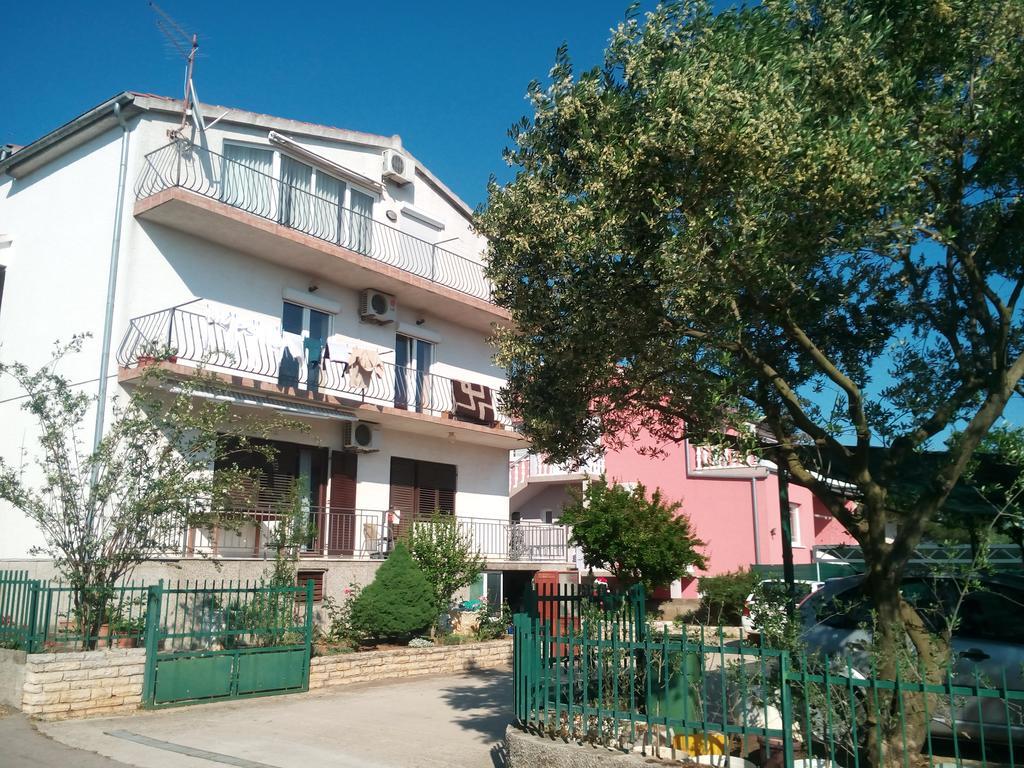 Apartmani Kapitanovic 비오그라드나모루 외부 사진